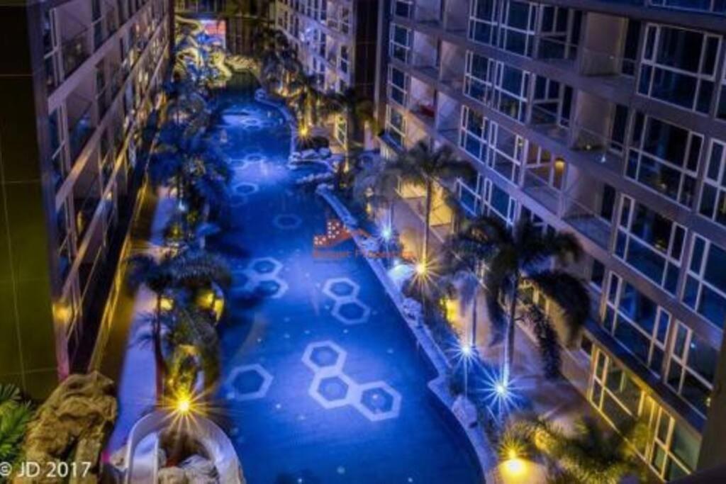 60Sqm Luxury 1 Bed - Pattaya City Centre - Centara Avenue Residences - 704 Екстер'єр фото